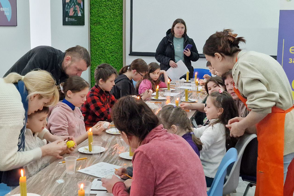Workshop on Easter Egg Painting: Ancient Traditions Unite Children of IDPs and Kyiv
