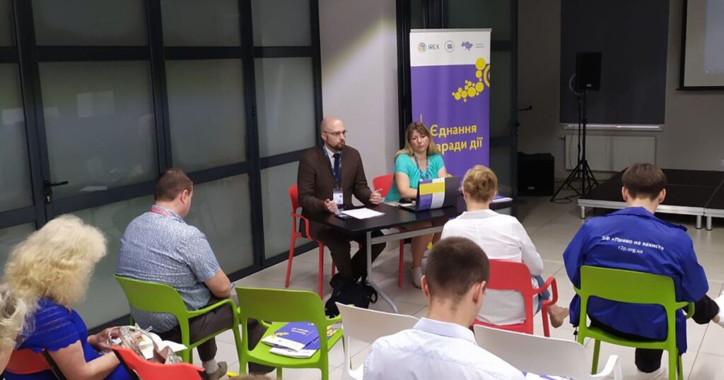 Життя ВПО в нових громадах: у Вінниці презентували дослідження про залученість переселенців і можливість ініціювати зміни